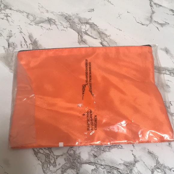 Nwt Nordstrom Fruity Pouch - Picture 4 of 5